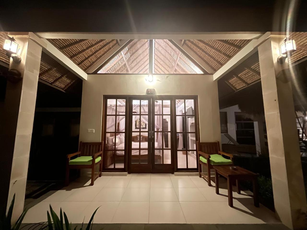 Vakantiepark Bali Santi 4*